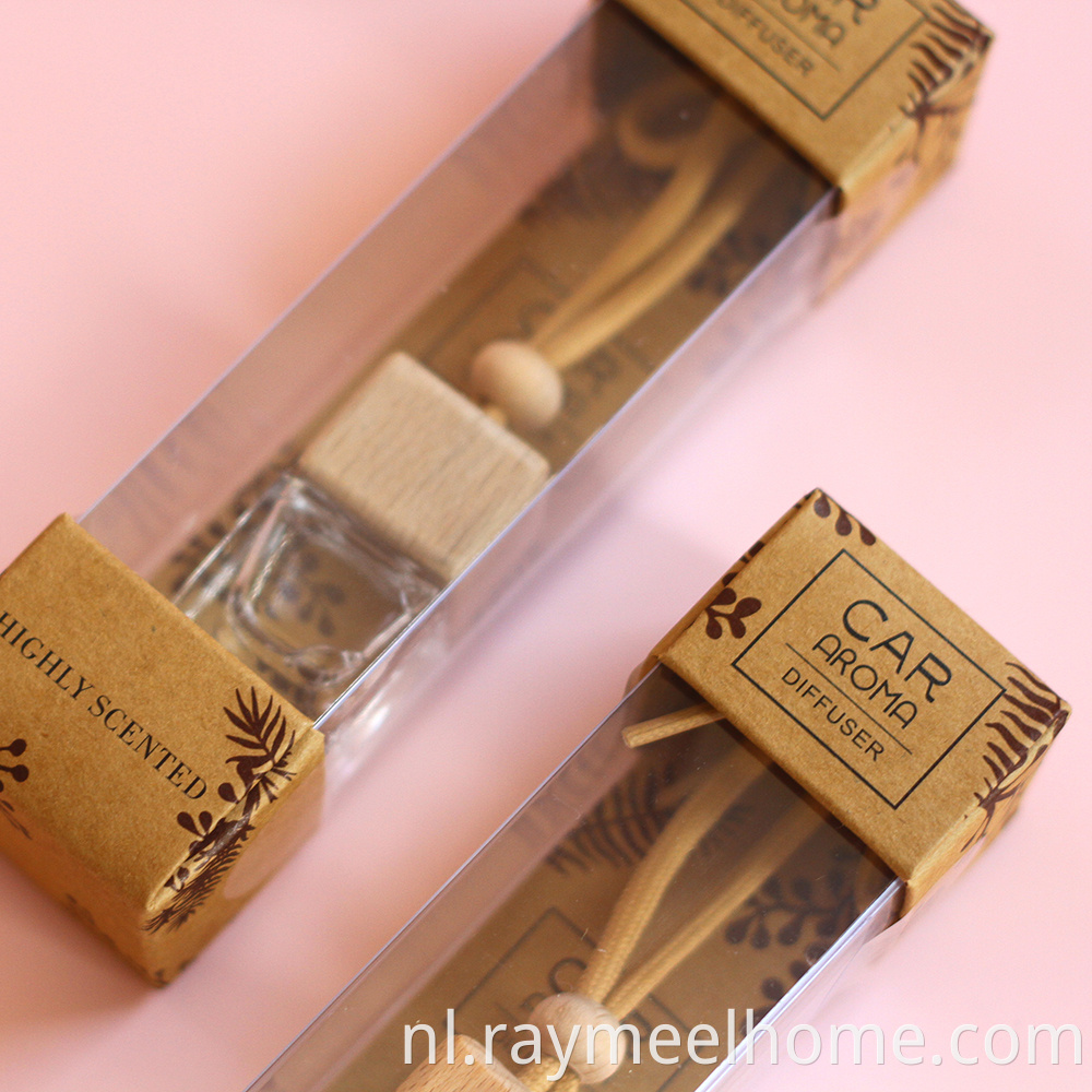 draagbare etherische oliehangende auto parfum diffuser met houten dop 10 ml